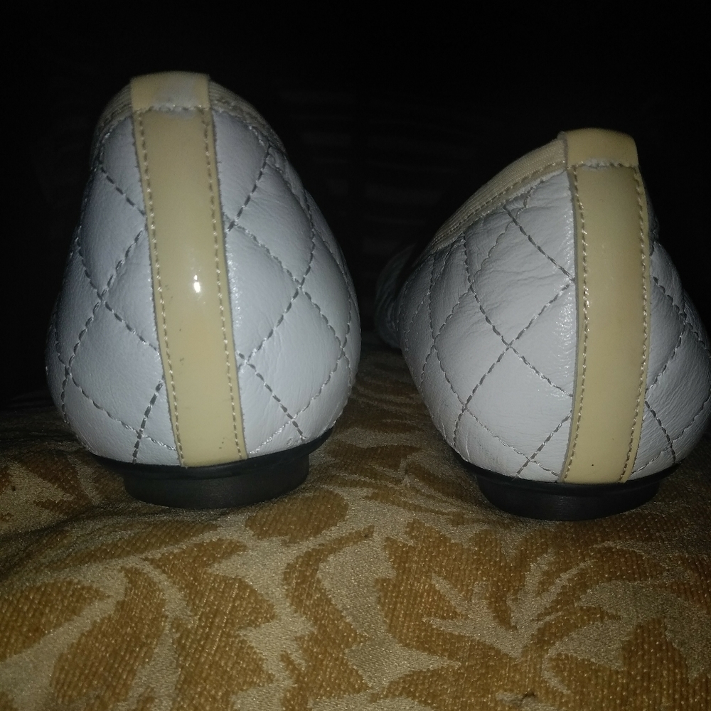 NWOT Vaneli Serene Shoes - Picture 3 of 5